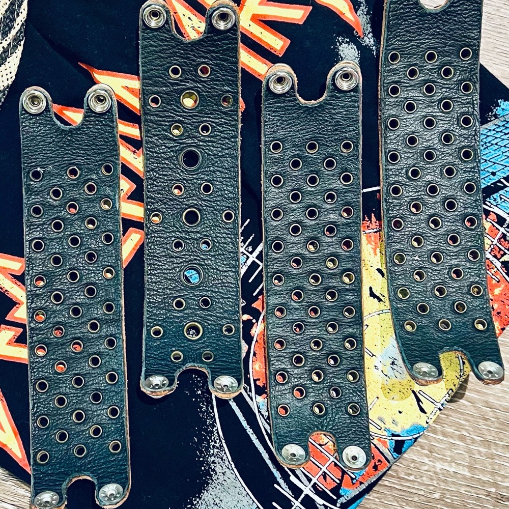 BALTAZAR leather cuff bracelets RARE FIND - Picture 5 of 7